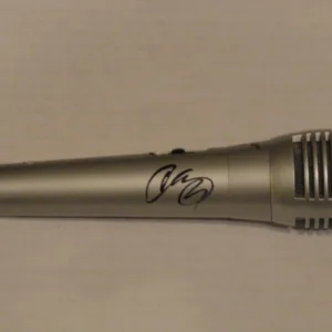 CHRIS YOUNG SIGNED MICROPHONE COUNTRY SUPERSTAR AW NAW RARE