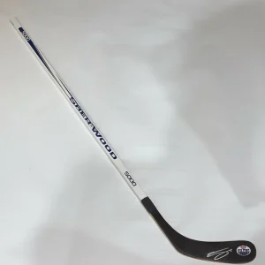 EVANDER KANE SIGNED HOCKEY STICK EDMONTON OILERS AUTOGRAPHED PROOF