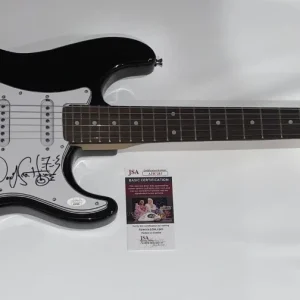 WES SCANTLIN SIGNED BLACK ELECTRIC GUITAR PUDDLE OF MUDD JSA COA