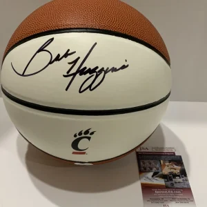 BOB HUGGINS SIGNED BASKETBALL CINCINNATI BEARCATS BOBBY PROOF JSA COA 1
