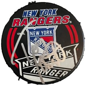TONY GRANATO signed (NEW YORK RANGERS) hockey puck BECKETT BAS BJ76812