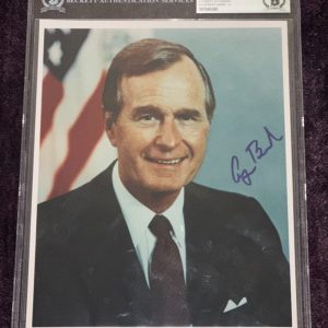 Pres GEORGE H.W. BUSH Signed 8 X 10 PHOTO BAS Beckett Auth & Encap AUTO Grade 10