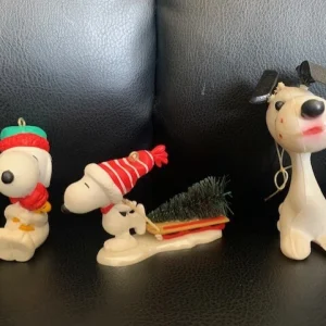 SNOOPY LOT OF 2 VINTAGE HALLMARK ORNAMENTS LATE 90's PLUS BONUS ORNAMENT