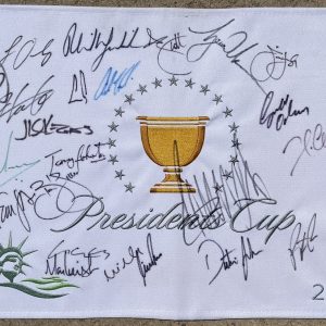 2017 Presidents Cup Multi Signed Golf Flag Tiger Woods, Donald Trump ++ PSA/DNA