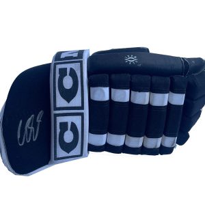 Claude Giroux Signed Vintage Philadelphia Flyers CCM Glove JSA COA