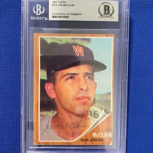1962 TOPPS JOE MCCLAIN SENATORS SIGNED AUTOGRAPHED AUTO CARD #324 BECKETT AUTH
