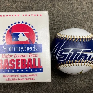VINTAGE SPINNEYBECK COOPERTOWN COLLECTION HOUSTON ASTROS SOUVENIR BASEBALL W/BOX