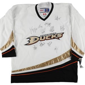 2006-07 Anaheim Ducks Stanley Cups Champs Team Signed Jersey Beckett COA