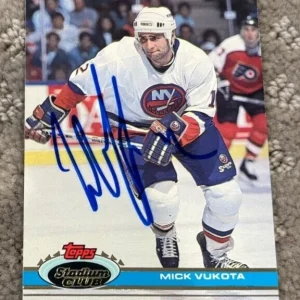 1991-92 TOPPS STADIUM CLUB #309 MICK VUKOTA SIGNED AUTOGRAPHED CARD ISLANDERS