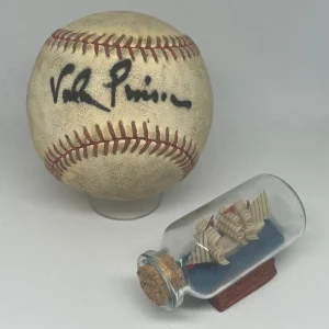 Vada Pinson signed Unmarked Baseball JSA COA Rare Auto Reds A3643