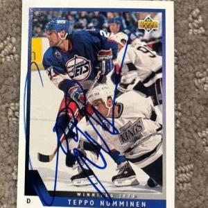 1993-94 Upper Deck #53 Teppo Numminen signed autographed card Winnipeg Jets