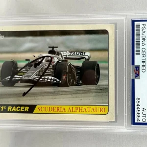 Yuki Tsunoda Signed Card 2022 Topps Formula 1 #T68-PG PSA/DNA COA
