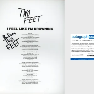 TWO FEET SIGNED I FEEL LIKE I'M DROWNING LYRIC SHEET w/EXACT PROOF AUTOGRAPH COA