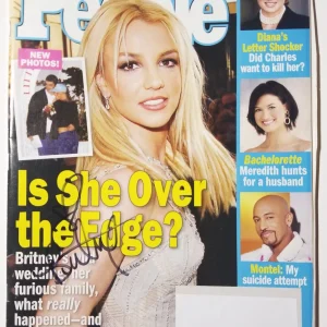 Britney Spears REAL hand SIGNED 2004 People Magazine JSA LOA Autographed RARE