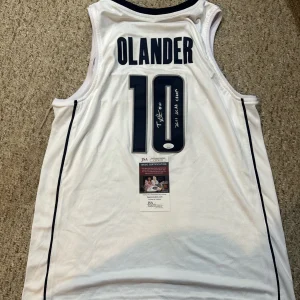 UCONN HUSKIES- TYLER OLANDER SIGNED AUTOGRAPH JERSEY JSA COA 2011 CHAMPS FINAL 4