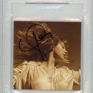 Taylor Swift Signed Fearless TV CD Cover PSA/DNA Authentic Auto Encapsulated