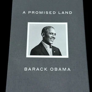 Barack Obama US President Senator A Promised Land Rare Signed Autograph Book JSA