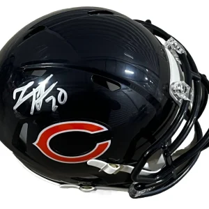TRAVIS HORNER signed (CHICAGO BEARS) mini football helmet BECKETT BAS BP59143