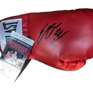 EMILIANO VARGAS signed (WBC WBO SUPERLIGHT) Everlast Boxing glove JSA AY06550