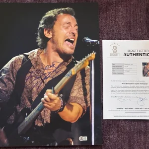 BRUCE SPRINGSTEEN Signed CONCERT 16x20 PHOTO Beckett (BAS) LOA
