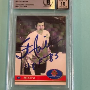 STAN MIKITA Signed 1991-92 FUTURE TRENDS CANADA Card #6 Beckett Auto BAS AUTO 10