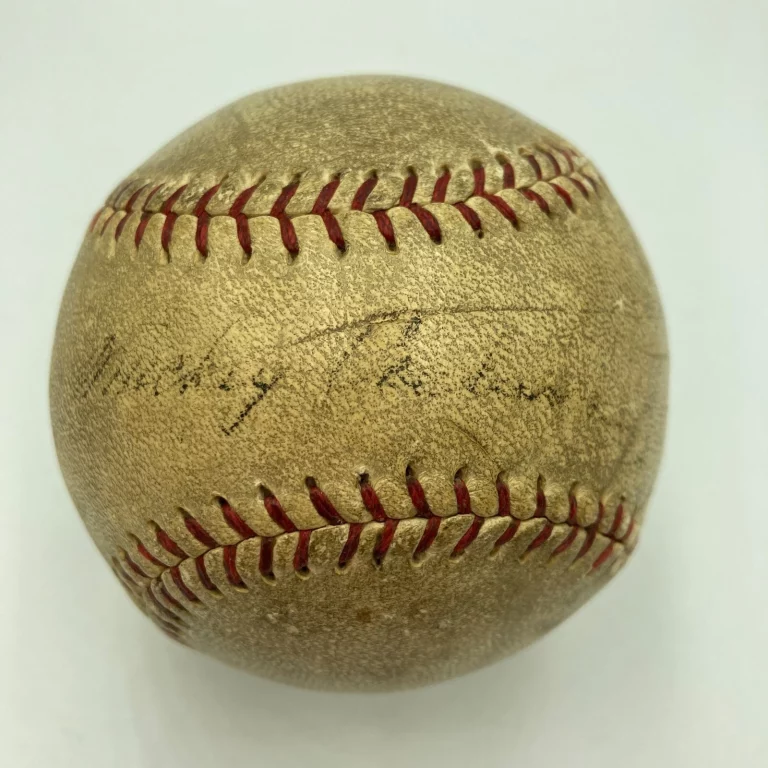 MICKEY COCHRANE SINGLE SIGNED PERSONAL MODEL BASEBALL JSA LOA COLLECTIBLE MEMORABILIA