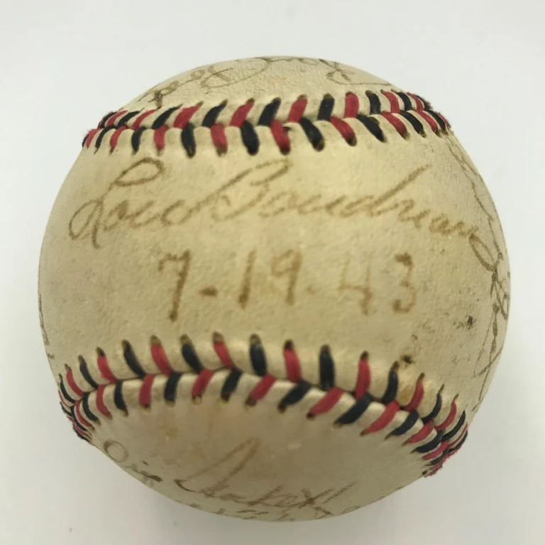 NICE 1943 CLEVELAND INDIANS TEAM SIGNED AUTOGRAPHED BASEBALL JSA COA COLLECTIBLE MEMORABILIA