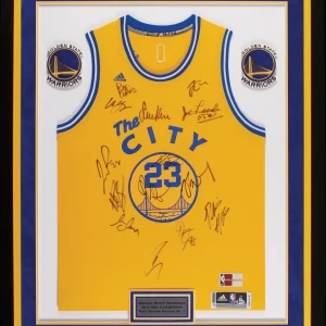 2016–17 Golden State Warriors NBA Champs Team Signed Jersey Beckett COA