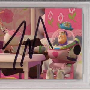 1995 DISNEY SKYBOX TOY STORY BUZZ LIGHTYEAR CARD SIGNED BY TIM ALLEN PSA DNA COA