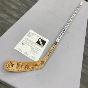 1989-1990 Los Angeles Kings Team Signed Titan Hockey Stick Wayne Gretzky JSA COA