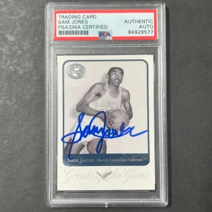 2001 Fleer #69 Sam Jones Auto Signed Card PSA/DNA Encapsulated Boston Celtics No