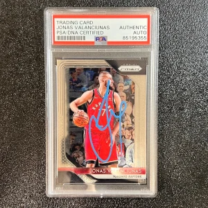 2018-19 Panini Prizm Black #93 Jonas Valanciunas Signed Card AUTO 10 PSA Slabbed
