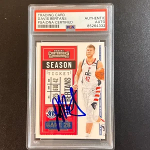2020-21 Panini Contenders #62 Davis Bertans Signed Card AUTO PSA/DNA Slabbed Wiz