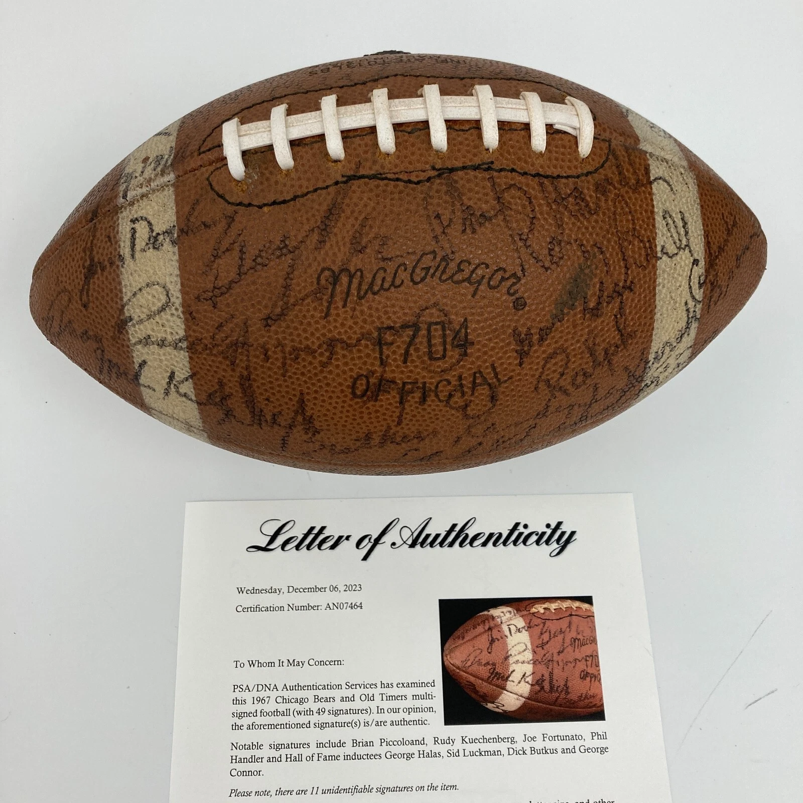 1967 Chicago Bears Team Signed Vintage Football Brian Piccolo & George ...