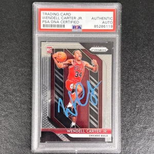 2018-19 Panini Prizm #80 Wendell Carter Jr Signed Card PSA/DNA AUTO Bulls
