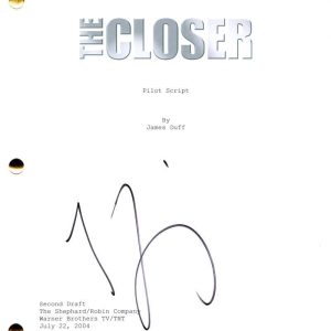 Kyra Sedgwick Signed Autograph The Closer Script Screenplay Brenda Leigh Johnson