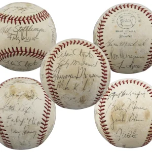 1971 Yankees (19) Munson, Stottlemyre, Alou Signed Oal Baseball PSA/DNA #AC00182