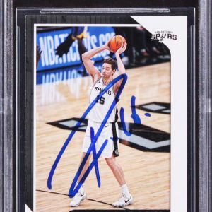 Spurs Pau Gasol Authentic Signed 2018 Hoops #33 Card Autographed BAS Slabbed