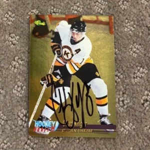 Signed 1995-96 Classic #4 Chad Kilger Gold Series Rookie Card Autographed NHL