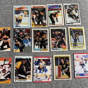 (14) Card mario lemieux  Vintage Card Lot 1990's Pittsburgh Penguins NM-MT