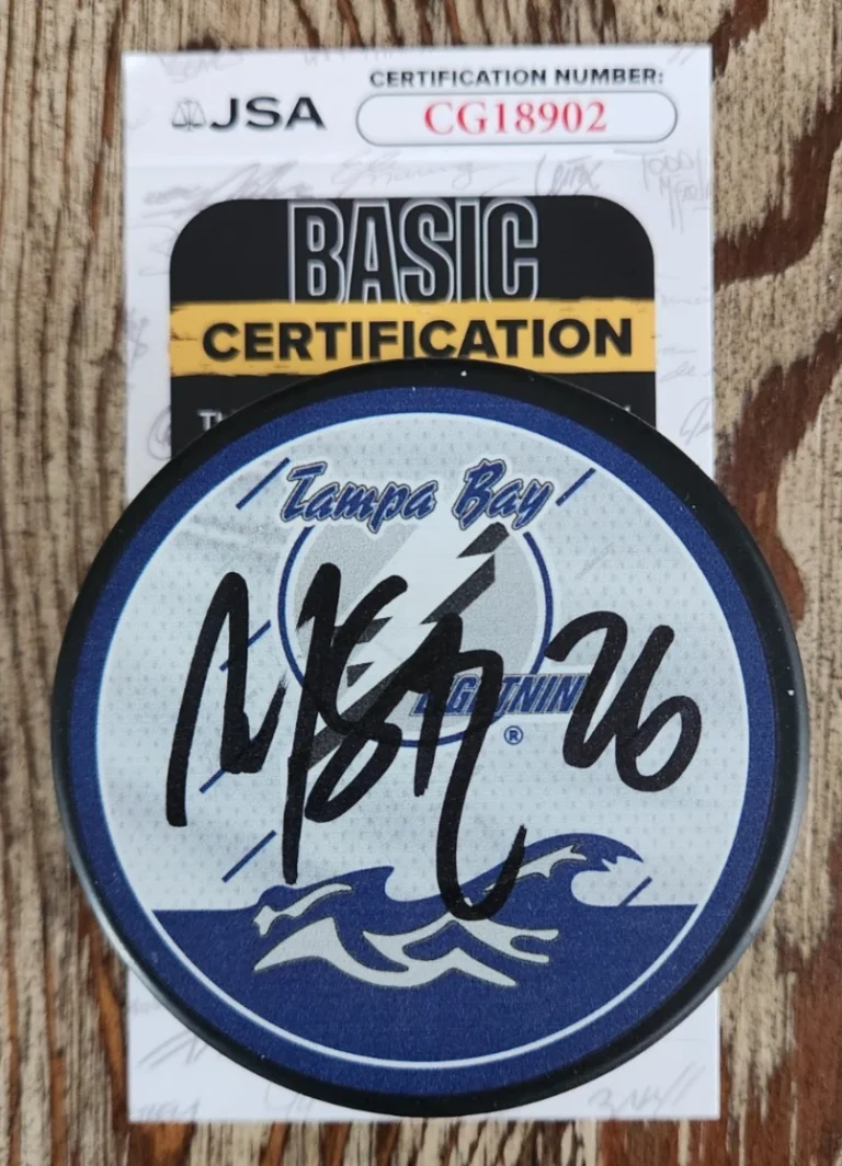 Martin St. Louis Signed Reverse Retro Puck JSA COA #CG18902 Tampa Bay Lightning
