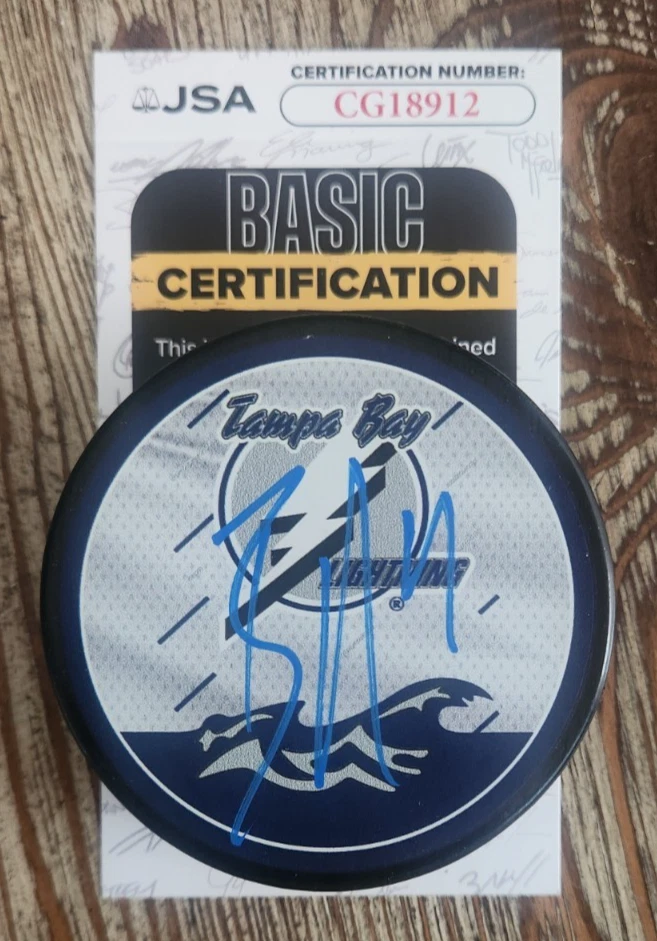 Brayden Point Signed Reverse Retro Puck JSA COA #CG18912 Tampa Bay Lightning