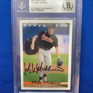 1993 UPPER DECK MIKE MUSSINA BALTIMORE ORIOLES SIGNED AUTOGRAPHED #233 BECKETT