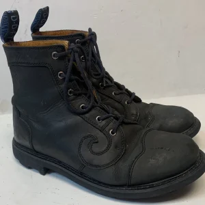 John Fluevog Swirl 6 Eye Boots Black Vegan Men’s 10.5 Womens 12 Leather