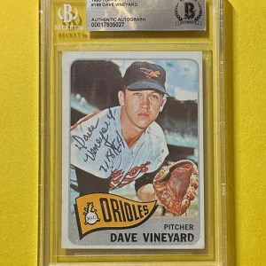 1965 TOPPS DAVE VINEYARD #169 BECKETT AUTHENTIC SIGNED AUTOGRAPHED CARD ORIOLES