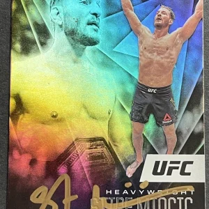 Stipe Miocic Signed Auto 2021 Chronicles Illusions UFC Card Beckett Coa