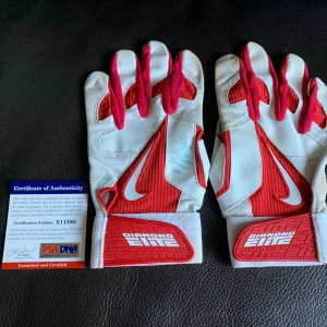 Mike Trout SIGNED (1) + GAME USED Batting Gloves Psa/Dna Coa PROOF LA Angels Mvp