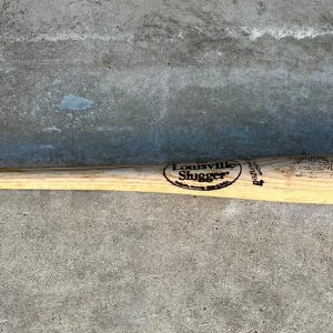 Howie Kendrick Signed + Game Used 2009 Cracked Bat Los Angeles Angels Of Anaheim