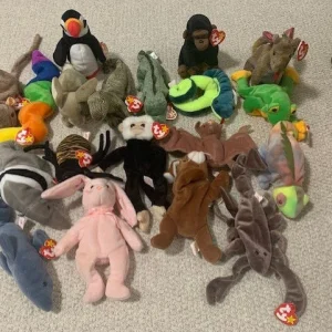 LOT OF 20 VINTAGE TY BEANIE BABIES FROM 1990's      19 WITH TAGS       GREAT LOT