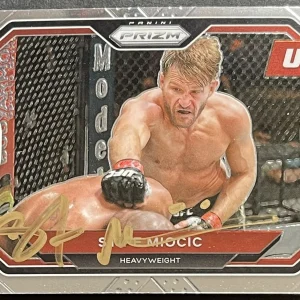 Stipe Miocic Signed Auto 2021 Prizm UFC Card Beckett Coa
